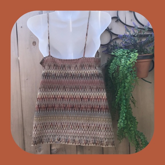 ✨Loft Chevron Top✨ - Picture 3 of 3